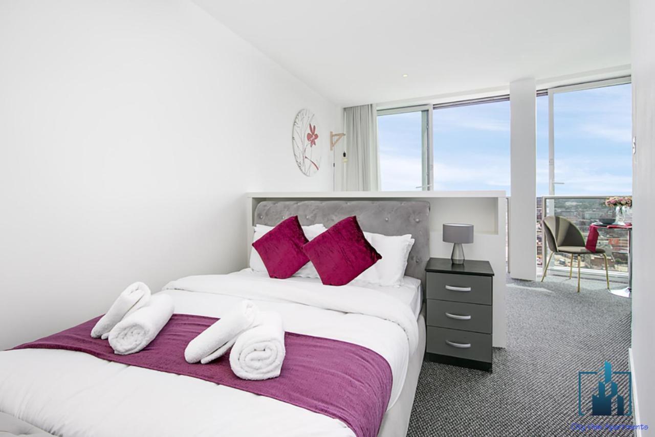 Rotunda City View Apartments Bullring Birmingham City Centre Exterior photo